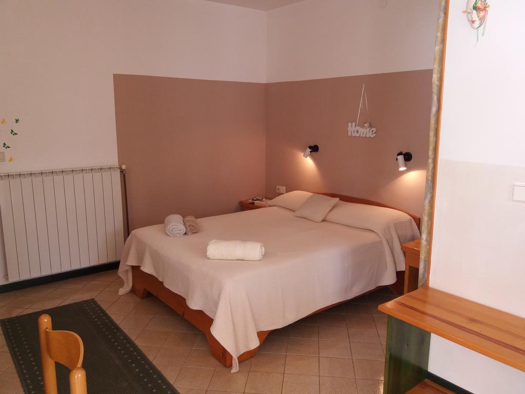 House Kate Appartement Rovinj Buitenkant foto